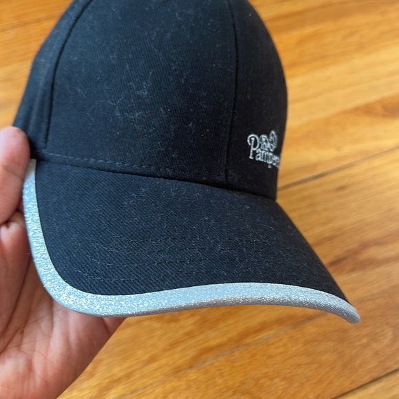 The pampered chef hat - Picture 4 of 6